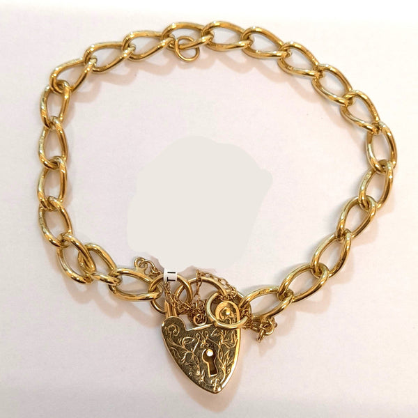9ct Gold Charm Bracelet 14.6gr