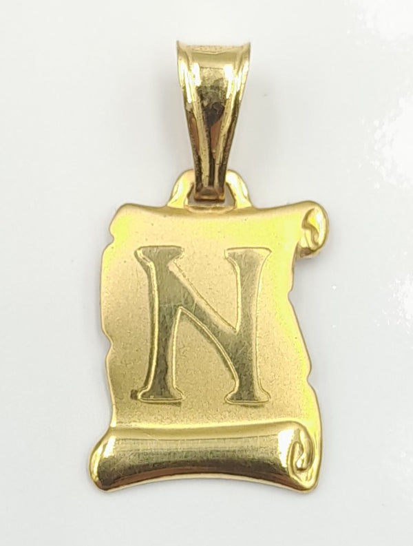 18ct Gold initial 'N' on Scroll pendant 1.55gr