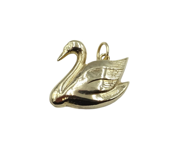 9ct gold hollow Swan charm. 2.02gr