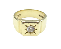 9ct gold solitaire CZ signet ring. 9.13gr