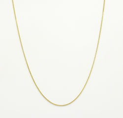 9ct gold fine Curb chain. 16". 0.86gr