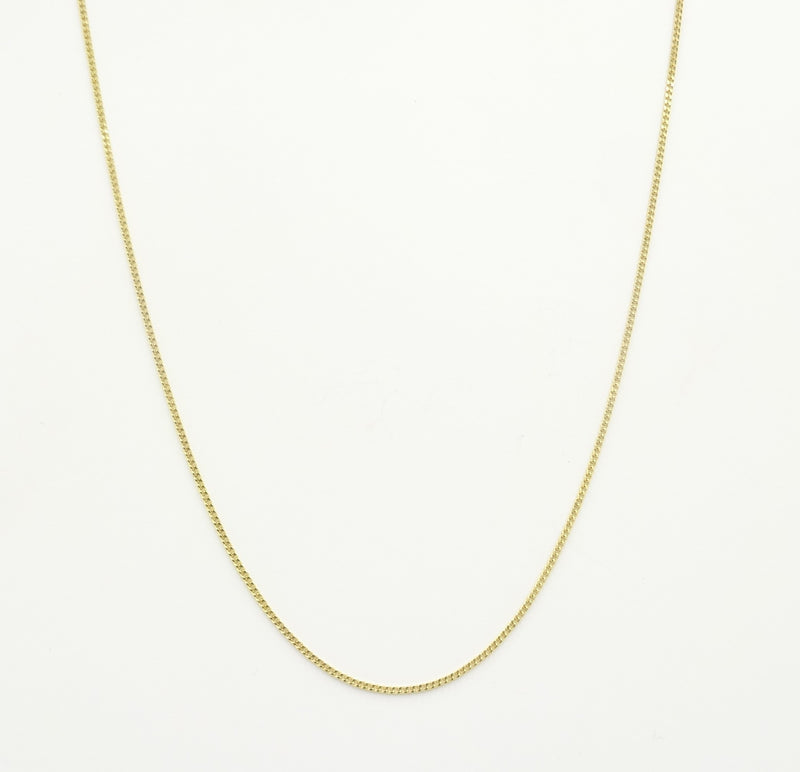 9ct gold fine Curb chain. 16". 0.86gr