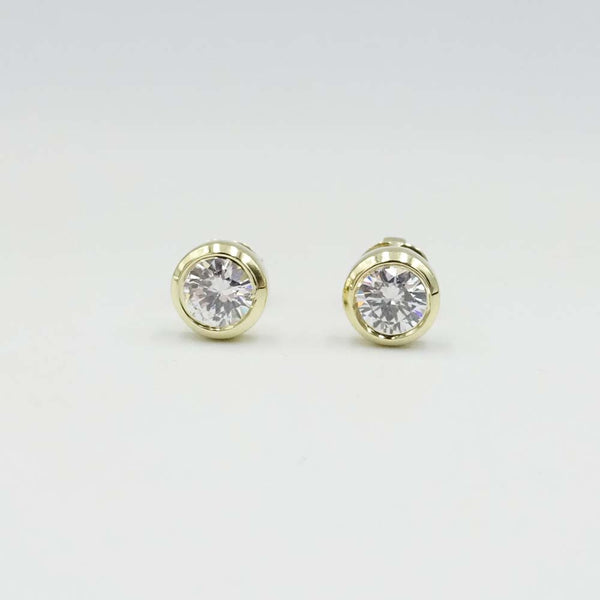 9ct Yellow Gold Round Cut Rubover Cubic Zirconia Stud Earrings