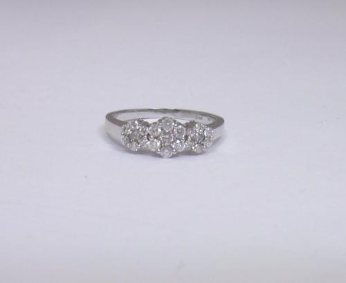 9ct White Gold Ladies Diamond Cluster Ring Size M   Weight 2.3g - Richard Miles Jewellers
