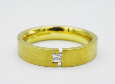 18ct Yellow Gold Matt Finish Princess Cut 0.10ct Diamond Wedding Band 7.4g 4mm O - Richard Miles Jewellers