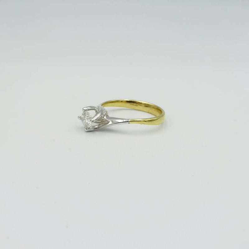 18ct Yellow Gold Diamond Solitaire Ring Size M 0.33ct