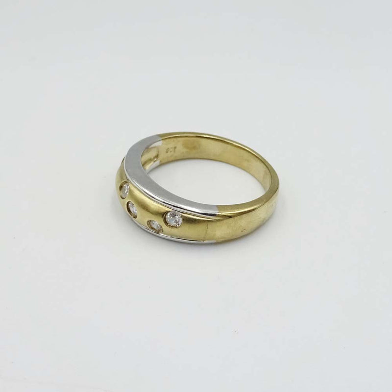 9ct Yellow Gold 2 Colour Cubic Zirconia Ring Size O 1/2