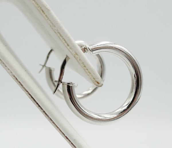 9ct White Gold 375 Plain Creole Round Ladies Hoop Earrings 20mm x 2.9mm - Richard Miles Jewellers
