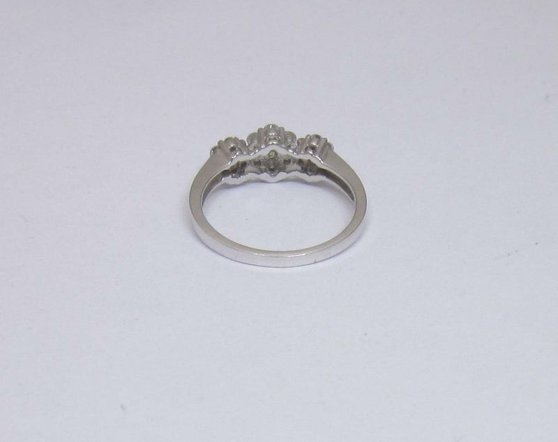 9ct White Gold Ladies Diamond Cluster Ring Size M   Weight 2.3g - Richard Miles Jewellers