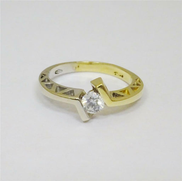 14ct Two Colour Gold Ladies Cubic Zirconia Ring Size P 1/2 4.1g - Richard Miles Jewellers