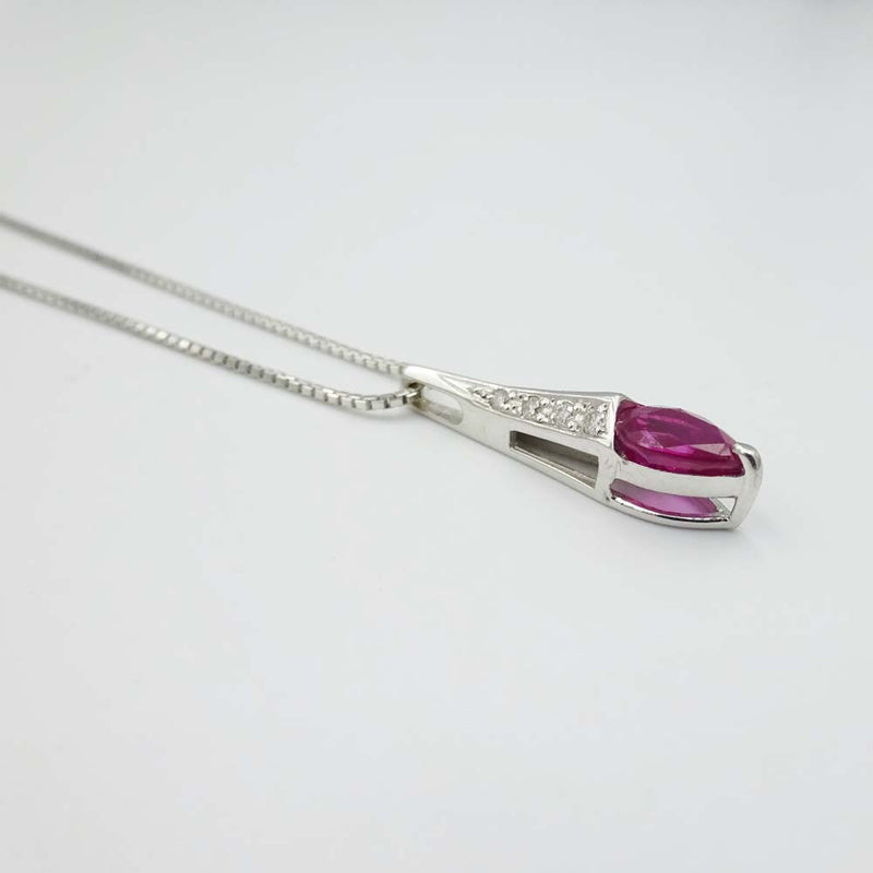 18ct White Gold Diamond and Ruby Adjustable Pendant Necklace 18"