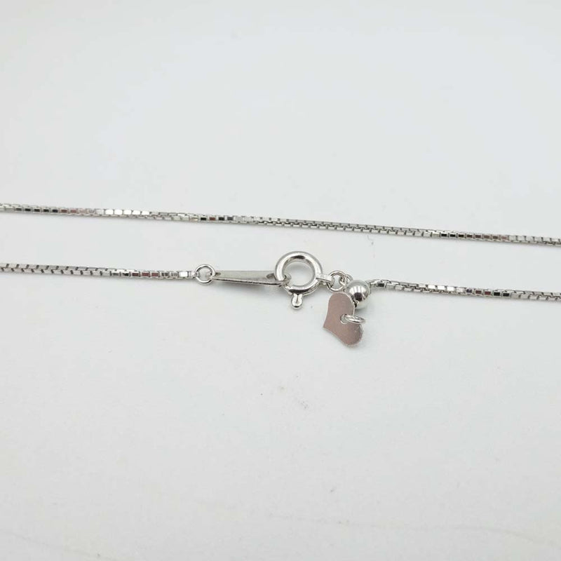 18ct White Gold Diamond and Ruby Adjustable Pendant Necklace 18"