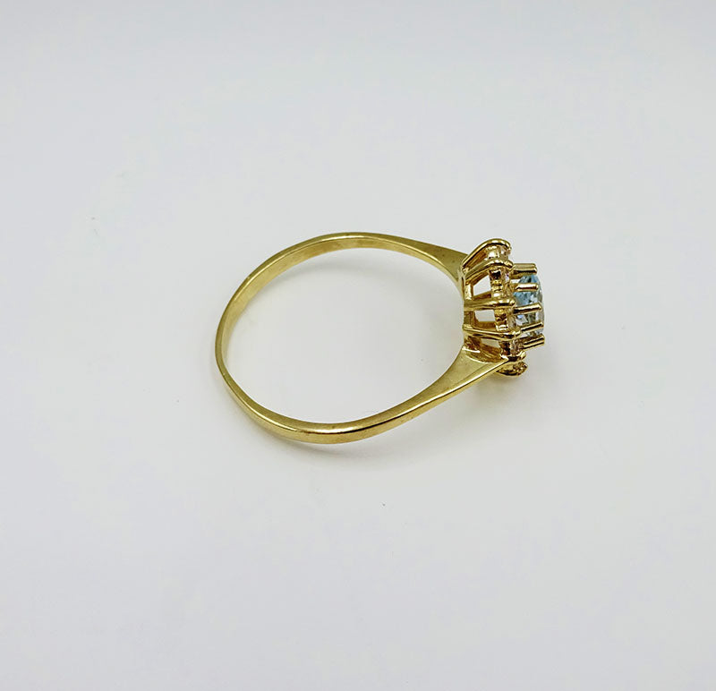 9ct Yellow Gold Centre Oval Topaz Cluster CZ Ladies Dress Ring Size X 1/2 3g - Richard Miles Jewellers