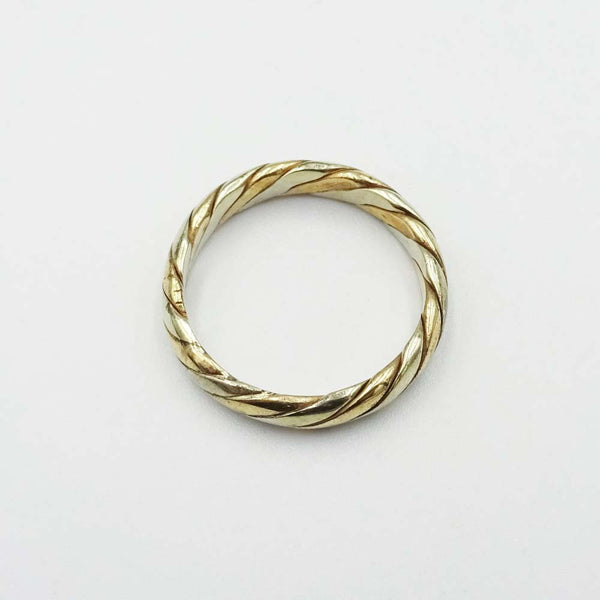 9ct Yellow Gold 2 Colour Twist Ring Size T 1/2