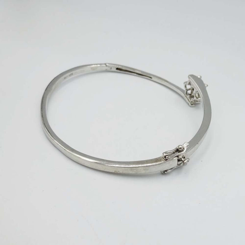 Sterling Silver Cubic Zirconia Cluster Hinged Bangle