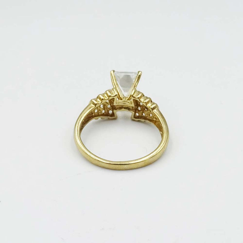 9ct Yellow Gold Cubic Zirconia Ring Size M 1/2