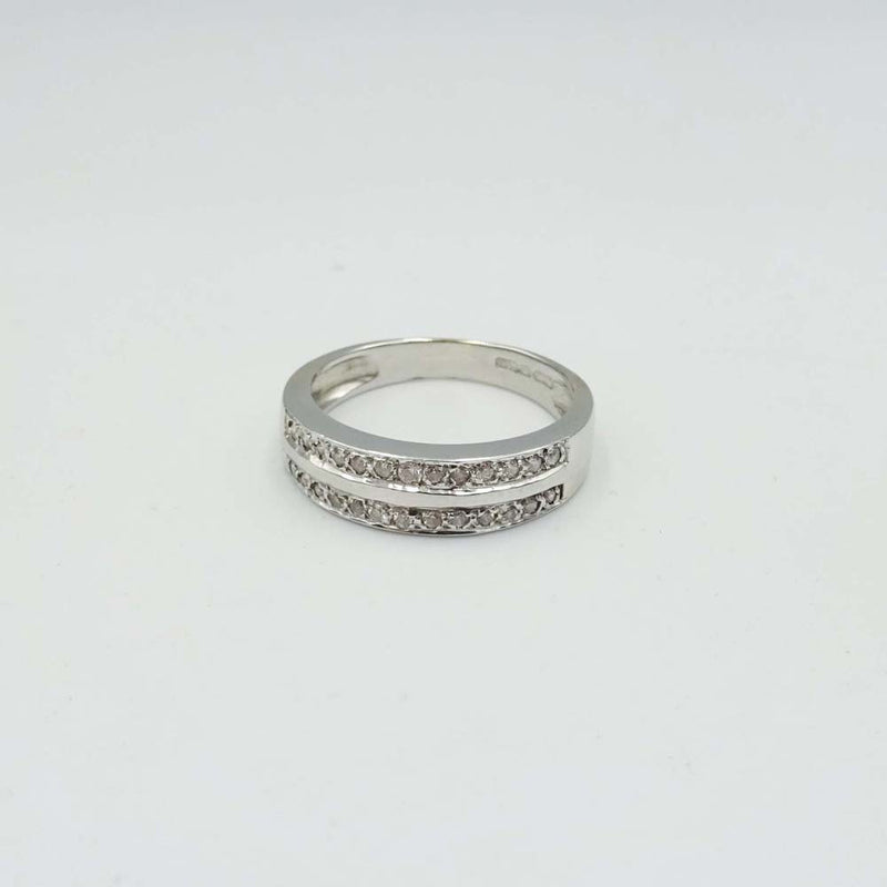 18ct White Gold Channel Set Diamond Ring Size N