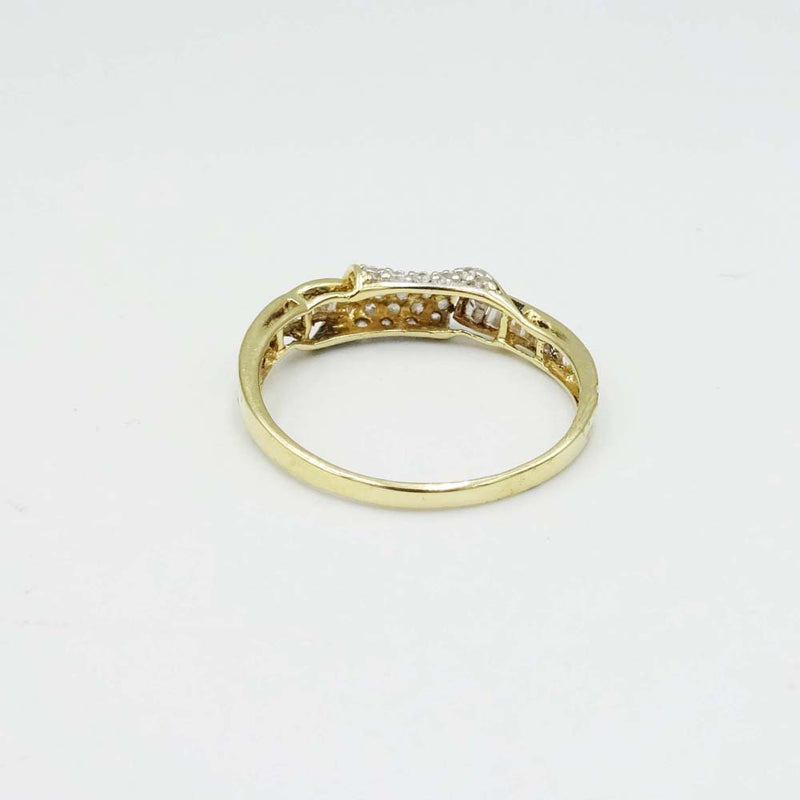 18ct Yellow Gold Cubic Zirconia Scroll Ring Size S 1/2