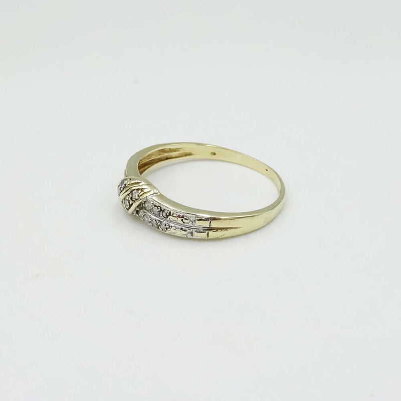 9ct Yellow Gold Cubic Zirconia Knot Ring Size P 1/2