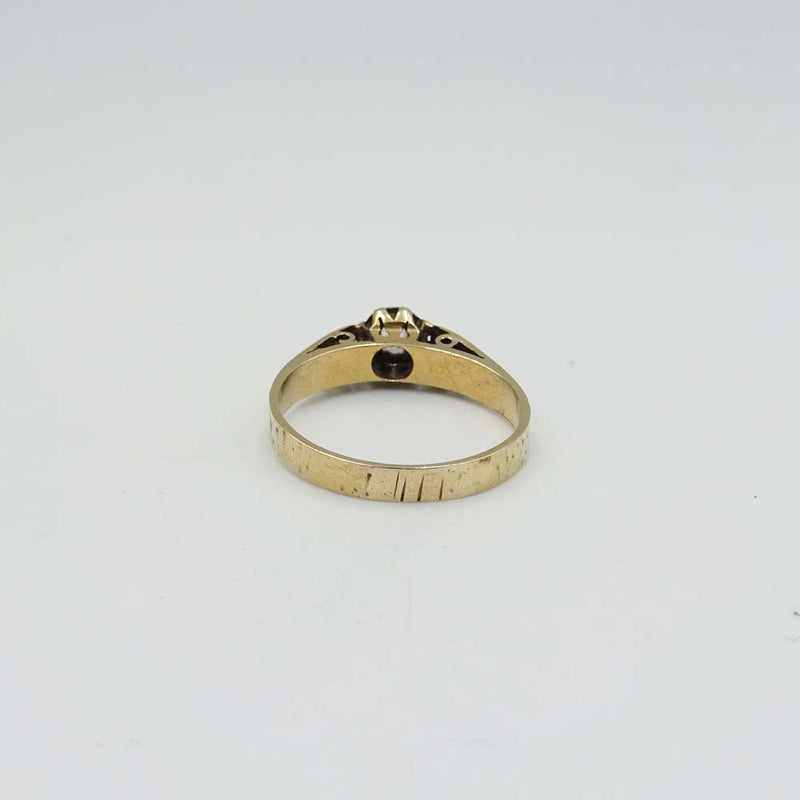 9ct Yellow Gold Cubic Zirconia Solitaire Ring Size L