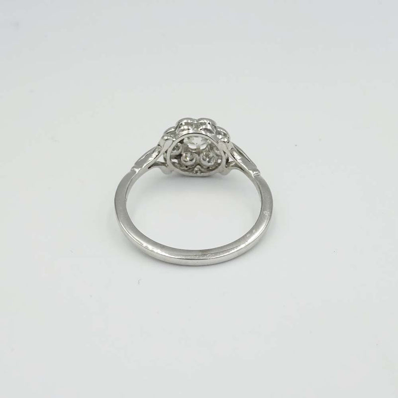 18ct White Gold Diamond Cluster Ring Size M 1/2 0.80ct