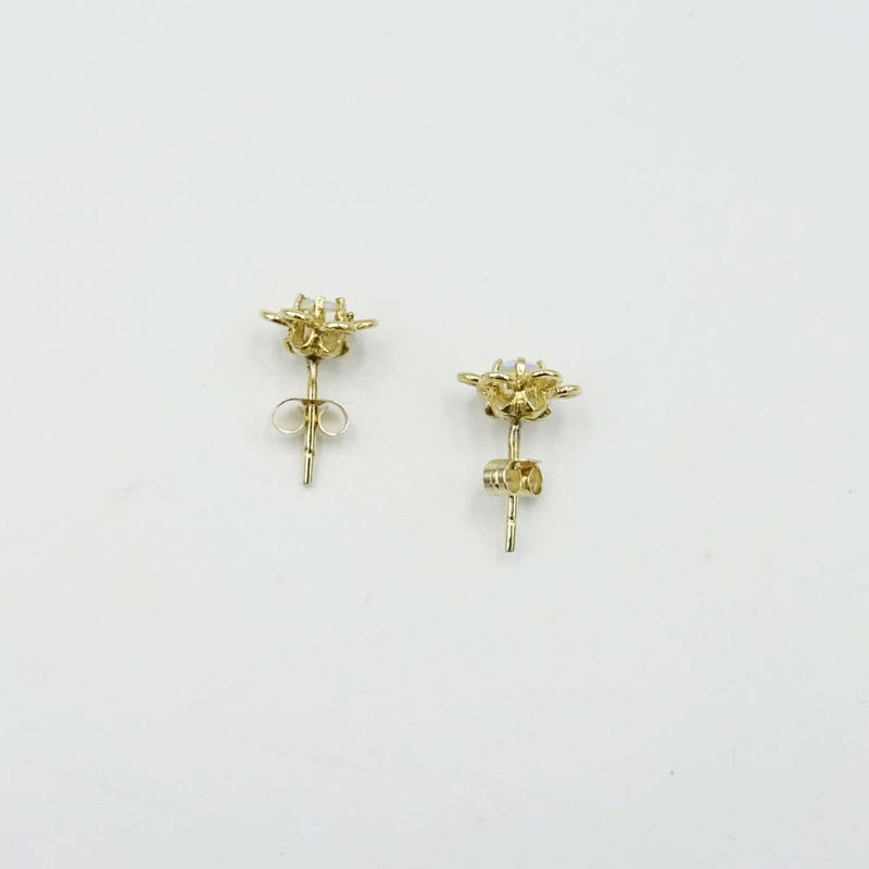 9ct Yellow Gold Opal Flower Stud Earrings