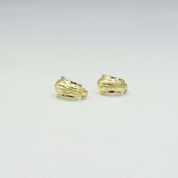 14ct Yellow Scalloped Edge Stud Earrings