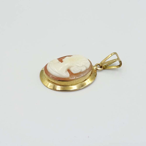 9ct Yellow Gold Cameo Pendant