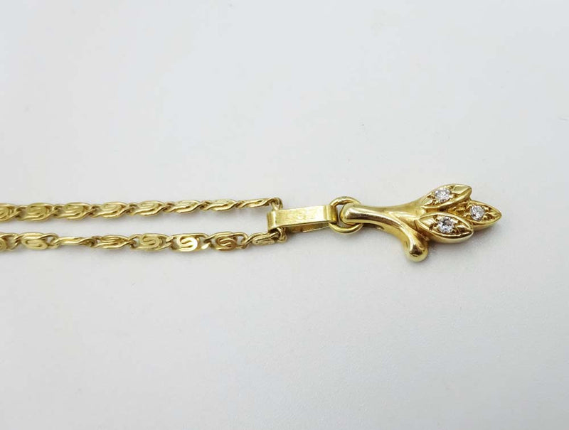 14ct Leaf Designed Diamond Pendant Necklace Set 7.6g