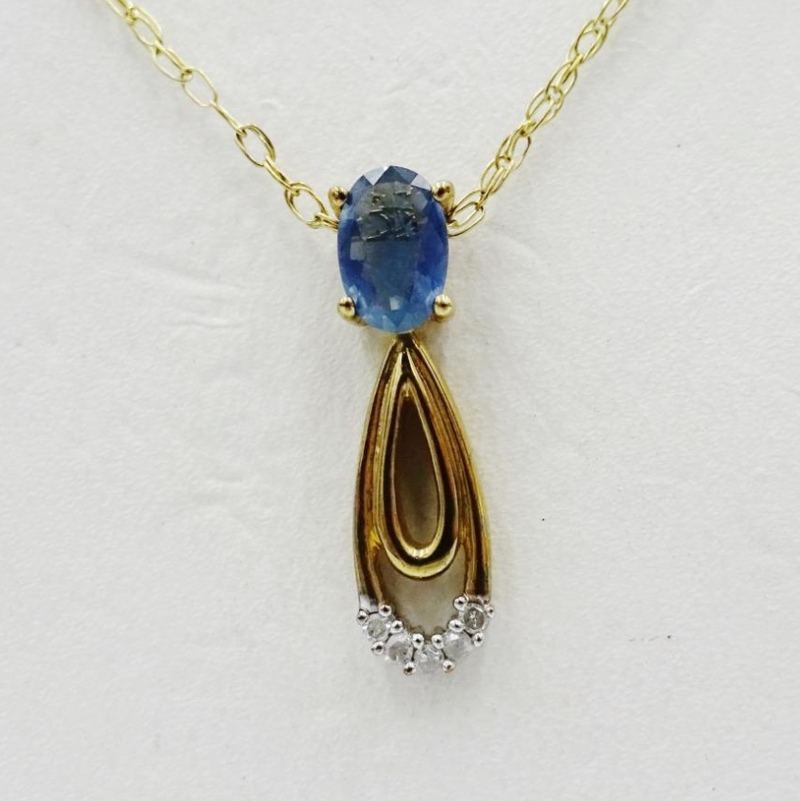 9ct Yellow Gold Sapphire and Diamond Pendant Necklace 18" chain