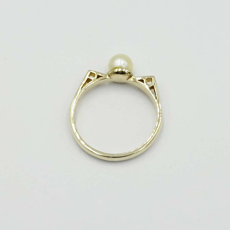 9ct Yellow Gold Cultured Pearl Ring